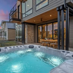 Lakeside Oasis