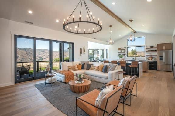 Riley Estates - Image 2